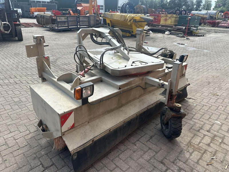 Front bezem - Gebruikt - Brosse: photos 5 Front bezem - Gebruikt - Brosse: photos 5
