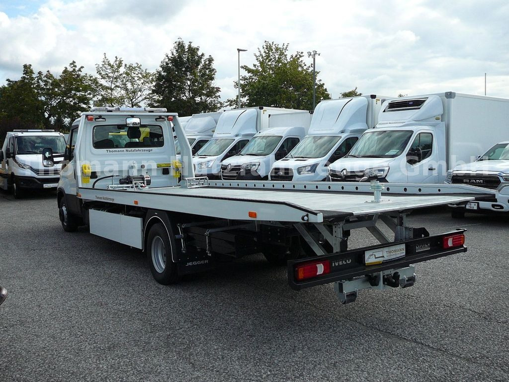 Iveco DAILY 70C18 Schiebeplateu Luftfed Navi - Remorqueuse, Véhicule utilitaire: photos 4 Iveco DAILY 70C18 Schiebeplateu Luftfed Navi - Remorqueuse, Véhicule utilitaire: photos 4