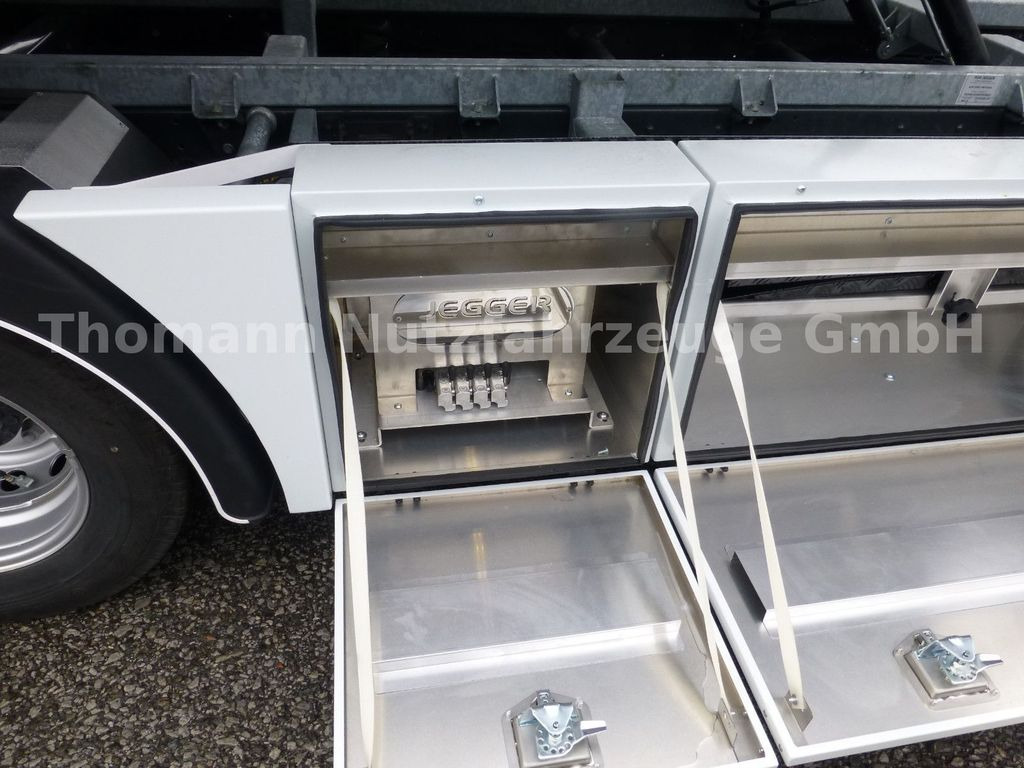 Remorqueuse, Véhicule utilitaire neuf Iveco DAILY 72C18 Schiebeplateu Luftfed Navi: photos 13