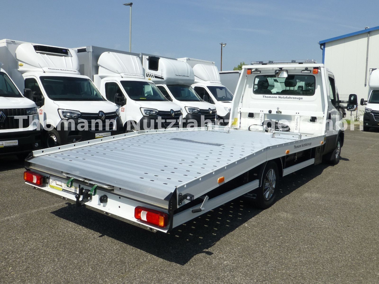 Iveco Daily 35S18 Autotransporter Aut. Luftfed. NAVI - Remorqueuse: photos 4 Iveco Daily 35S18 Autotransporter Aut. Luftfed. NAVI - Remorqueuse: photos 4