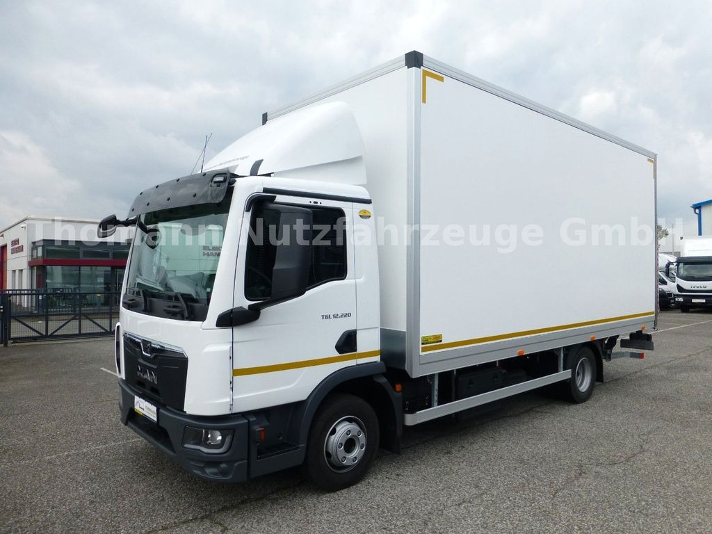 MAN TGL 12.220 4x2 BL CH Premium Koffer LBW - Camion fourgon: photos 2 MAN TGL 12.220 4x2 BL CH Premium Koffer LBW - Camion fourgon: photos 2