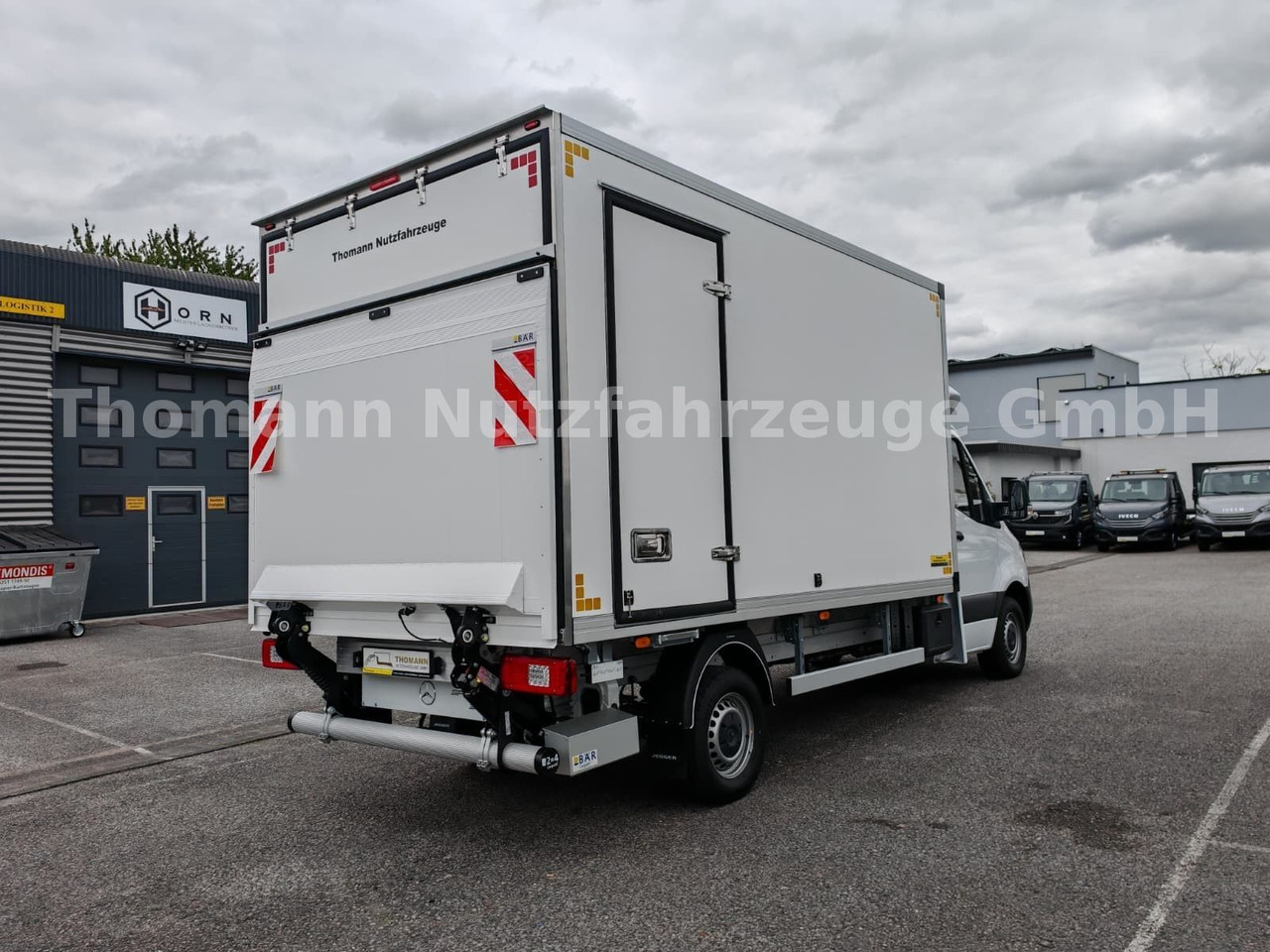 Mercedes-Benz Sprinter 319 CDI Kühlkoffer Xarios 300 LBW - Véhicule utilitaire frigorifique: photos 5 Mercedes-Benz Sprinter 319 CDI Kühlkoffer Xarios 300 LBW - Véhicule utilitaire frigorifique: photos 5