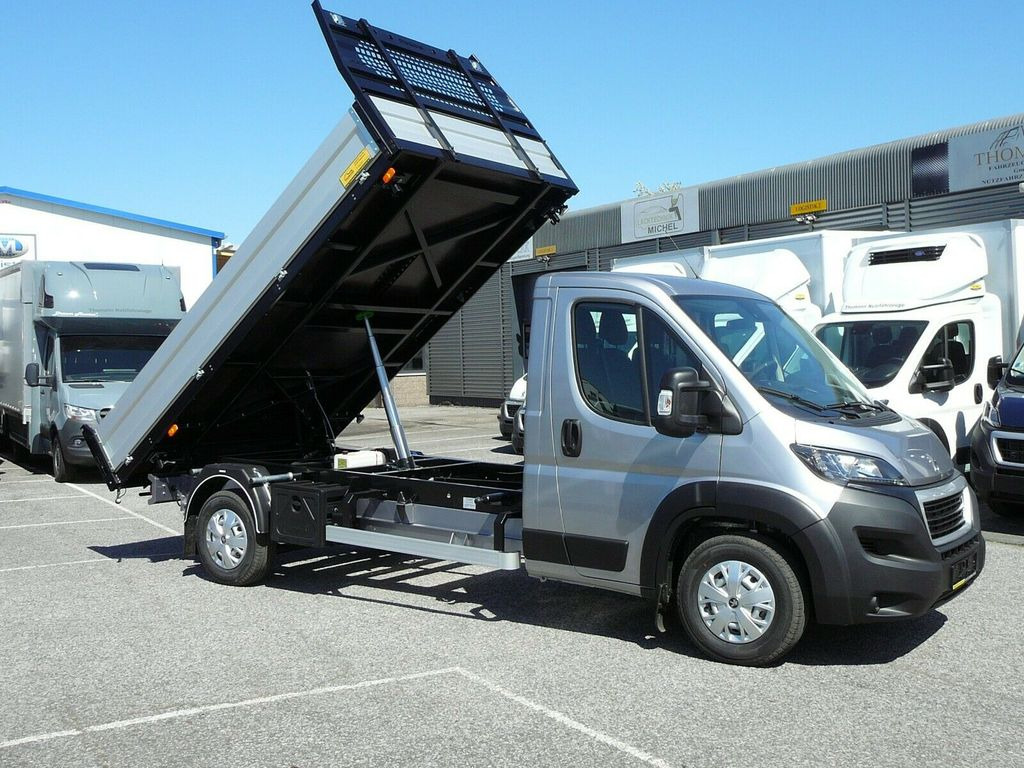 Peugeot Boxer Pritsche 3 Seiten Kipper Premiumaufbau - Véhicule utilitaire benne: photos 1 Peugeot Boxer Pritsche 3 Seiten Kipper Premiumaufbau - Véhicule utilitaire benne: photos 1