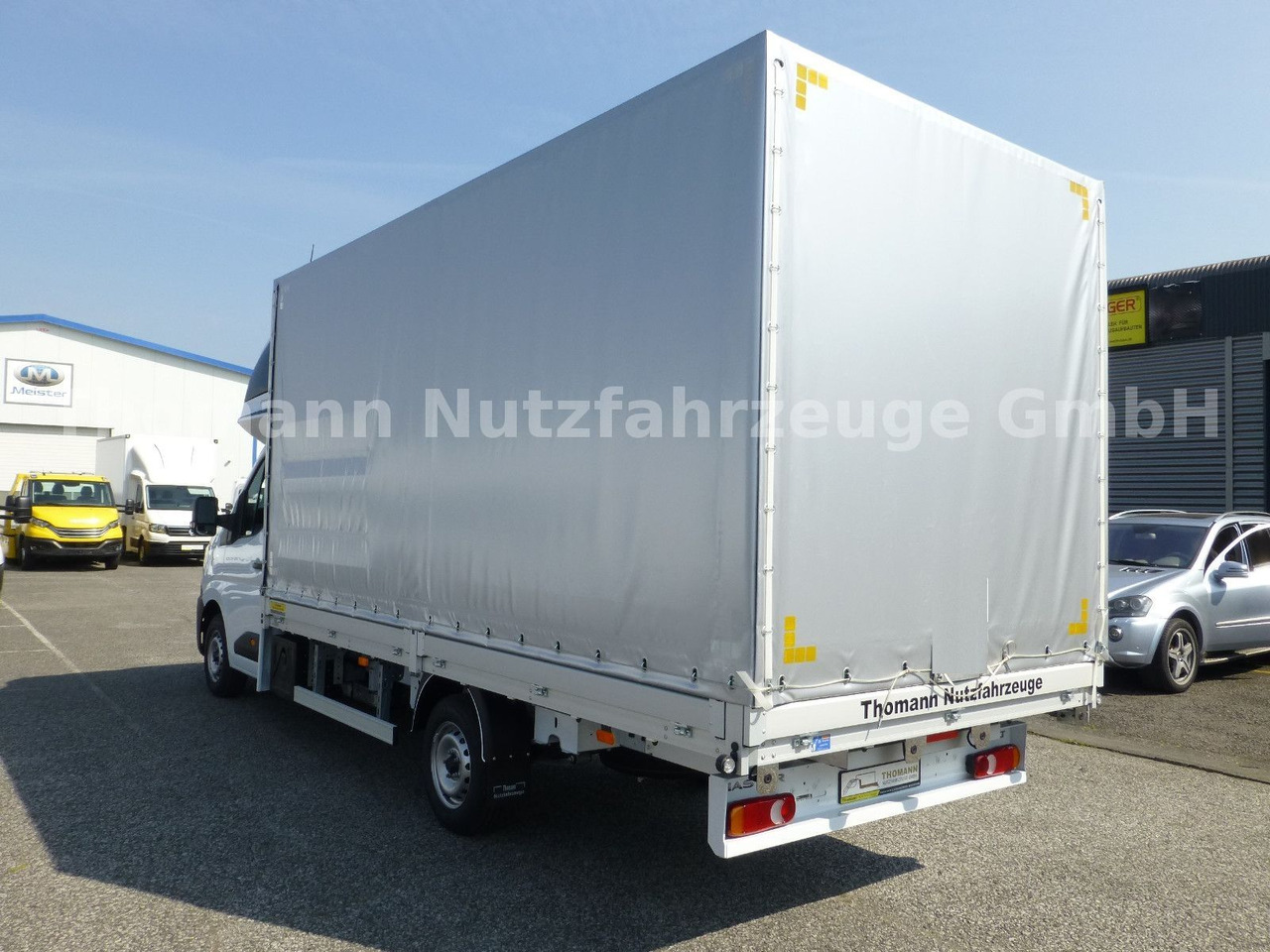 Renault NEW Master Pritsche Plane Schlafkabine - Véhicule utilitaire plateau baché: photos 4 Renault NEW Master Pritsche Plane Schlafkabine - Véhicule utilitaire plateau baché: photos 4