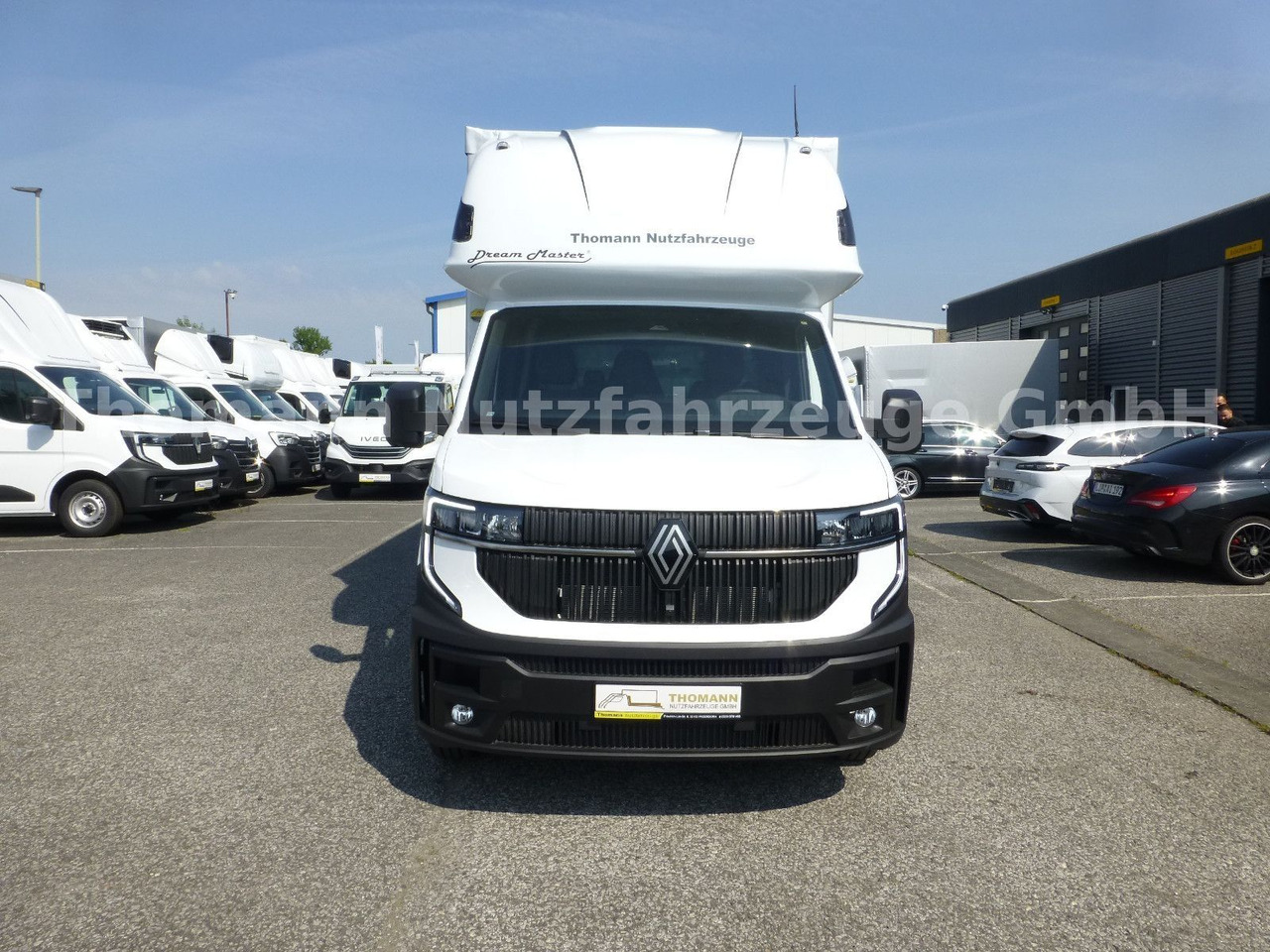 Renault NEW Master Pritsche Plane Schlafkabine - Véhicule utilitaire plateau baché: photos 3 Renault NEW Master Pritsche Plane Schlafkabine - Véhicule utilitaire plateau baché: photos 3