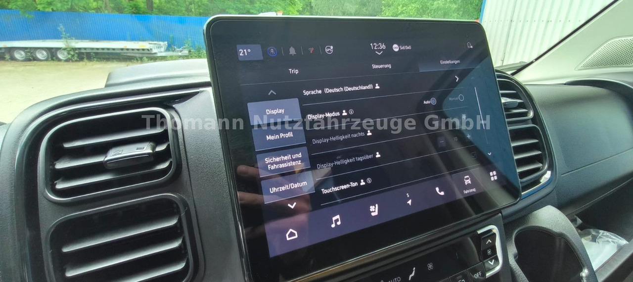 Toyota Proace Autotransporter Vollalu Aut. Navi - Véhicule utilitaire: photos 4 Toyota Proace Autotransporter Vollalu Aut. Navi - Véhicule utilitaire: photos 4