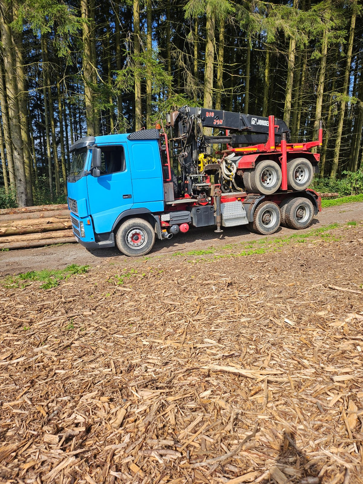 VOLVO FH16 - Camion grumier: photos 5 VOLVO FH16 - Camion grumier: photos 5