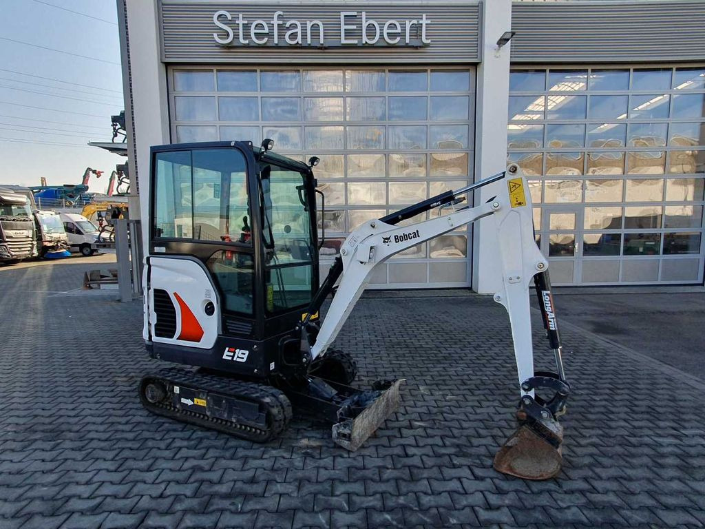 Bobcat E19 / MS01 / nur 423h! / 2023 / Tieflöffel 300mm - Mini pelle: photos 1 Bobcat E19 / MS01 / nur 423h! / 2023 / Tieflöffel 300mm - Mini pelle: photos 1
