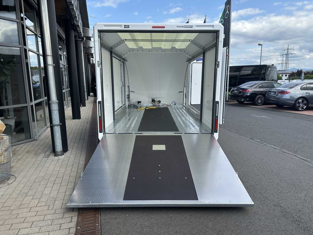 Brian James Race Sport Länge: 5,03 m / 3.000 kg - Remorque porte-voitures: photos 5 Brian James Race Sport Länge: 5,03 m / 3.000 kg - Remorque porte-voitures: photos 5
