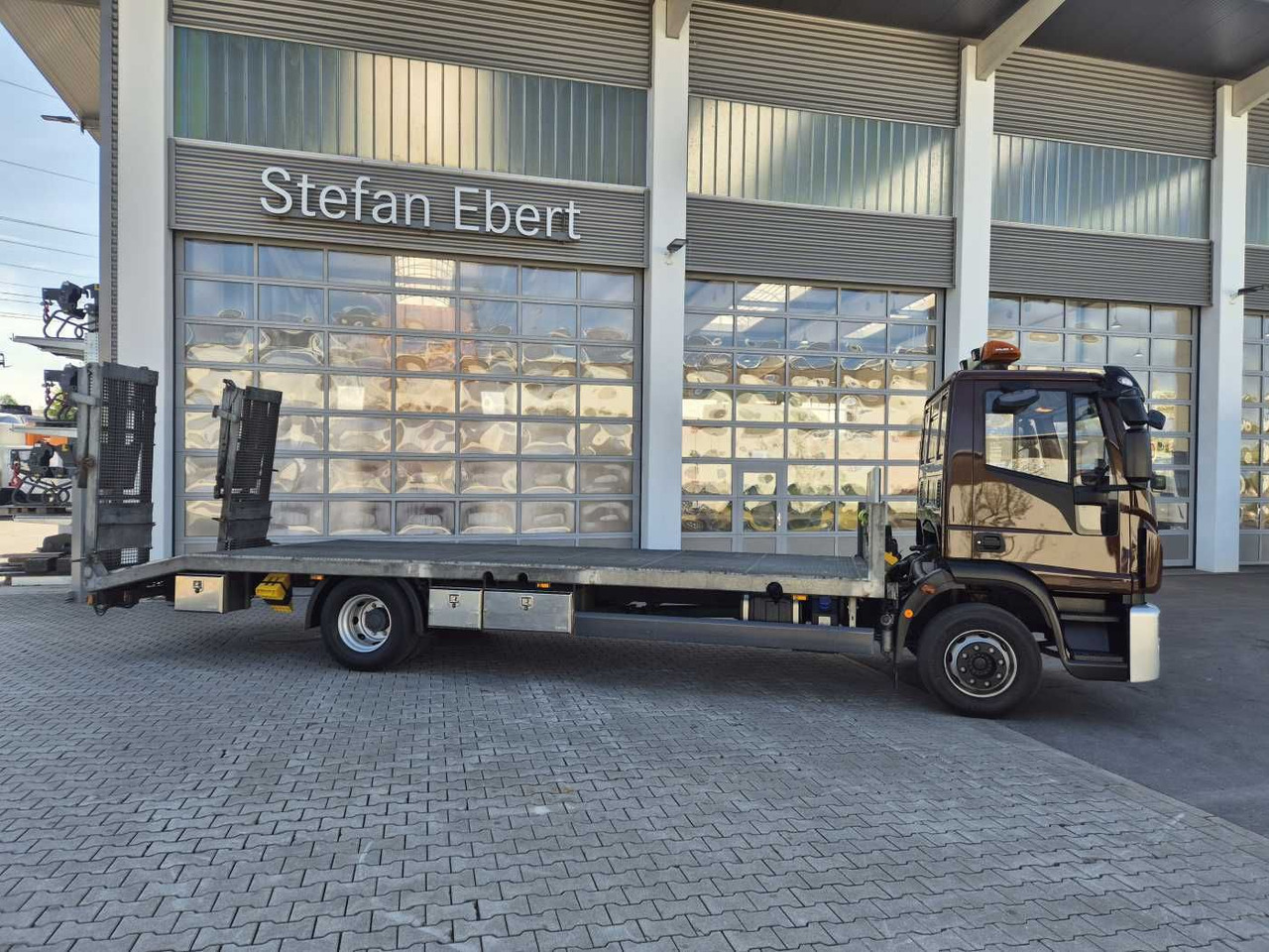 Iveco Eurocargo ML140E25/P Maschinentransporter Winde - Camion: photos 5 Iveco Eurocargo ML140E25/P Maschinentransporter Winde - Camion: photos 5
