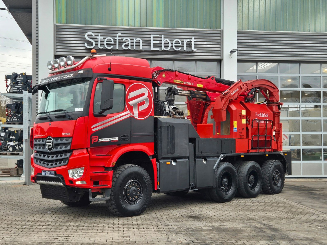 TUROX 8x8 Eschlböck Biber 92 Holzhacker / 1.512h - Camion, Camion grue: photos 1 TUROX 8x8 Eschlböck Biber 92 Holzhacker / 1.512h - Camion, Camion grue: photos 1