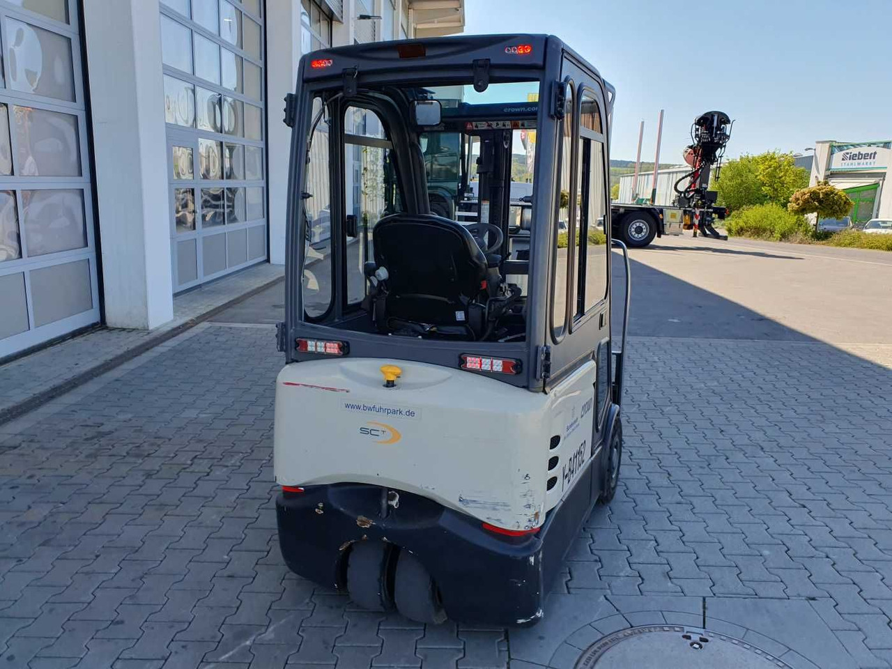 Crown SCT6020-1.3 /Triplex: 4.30m /Batterie 2020 - Chariot élévateur électrique: photos 4 Crown SCT6020-1.3 /Triplex: 4.30m /Batterie 2020 - Chariot élévateur électrique: photos 4