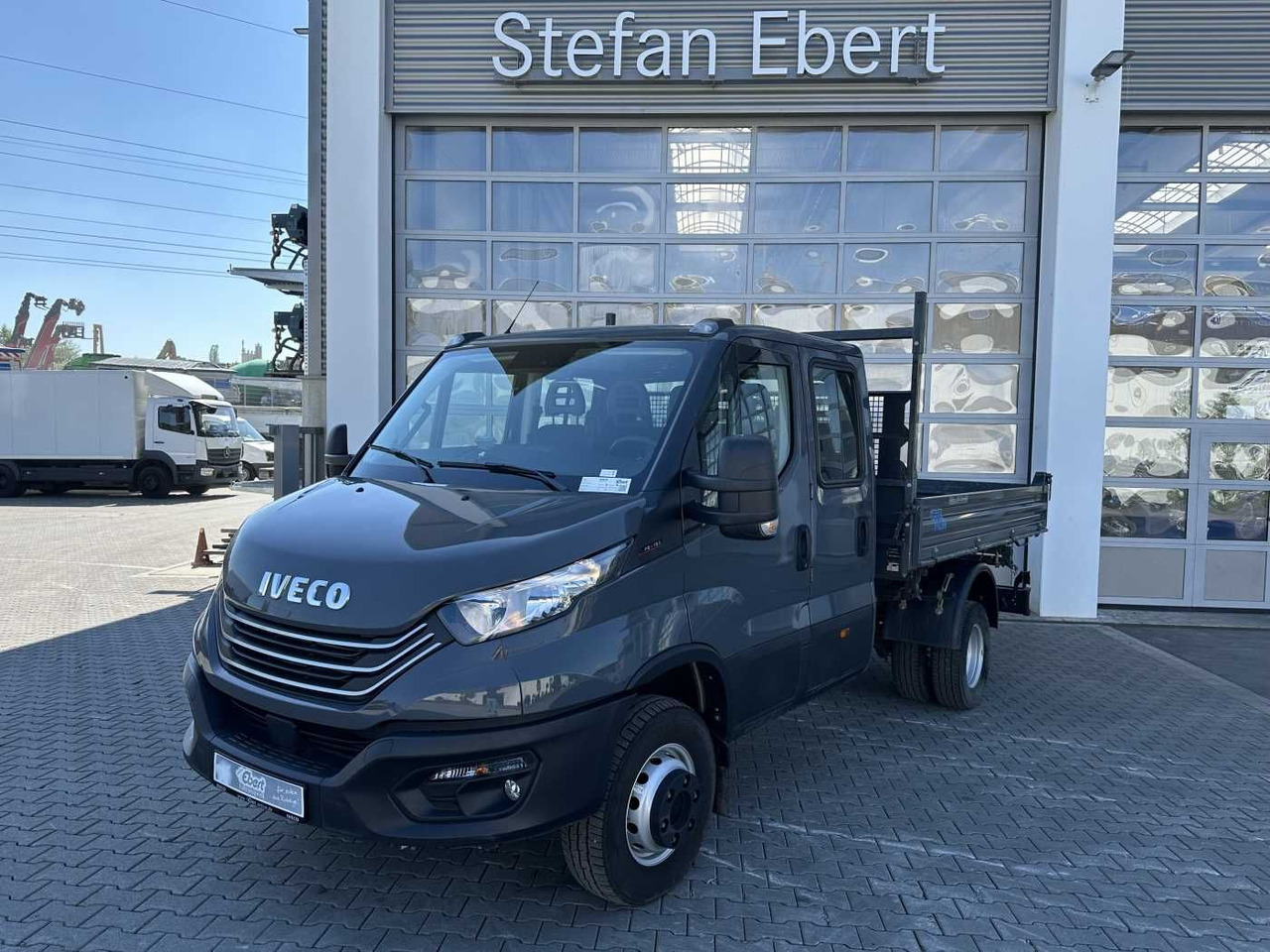 Iveco 70C18H Meiller 3-S.Kipper *R.3750mm*7Sitze*AHK* - Véhicule utilitaire benne: photos 1 Iveco 70C18H Meiller 3-S.Kipper *R.3750mm*7Sitze*AHK* - Véhicule utilitaire benne: photos 1