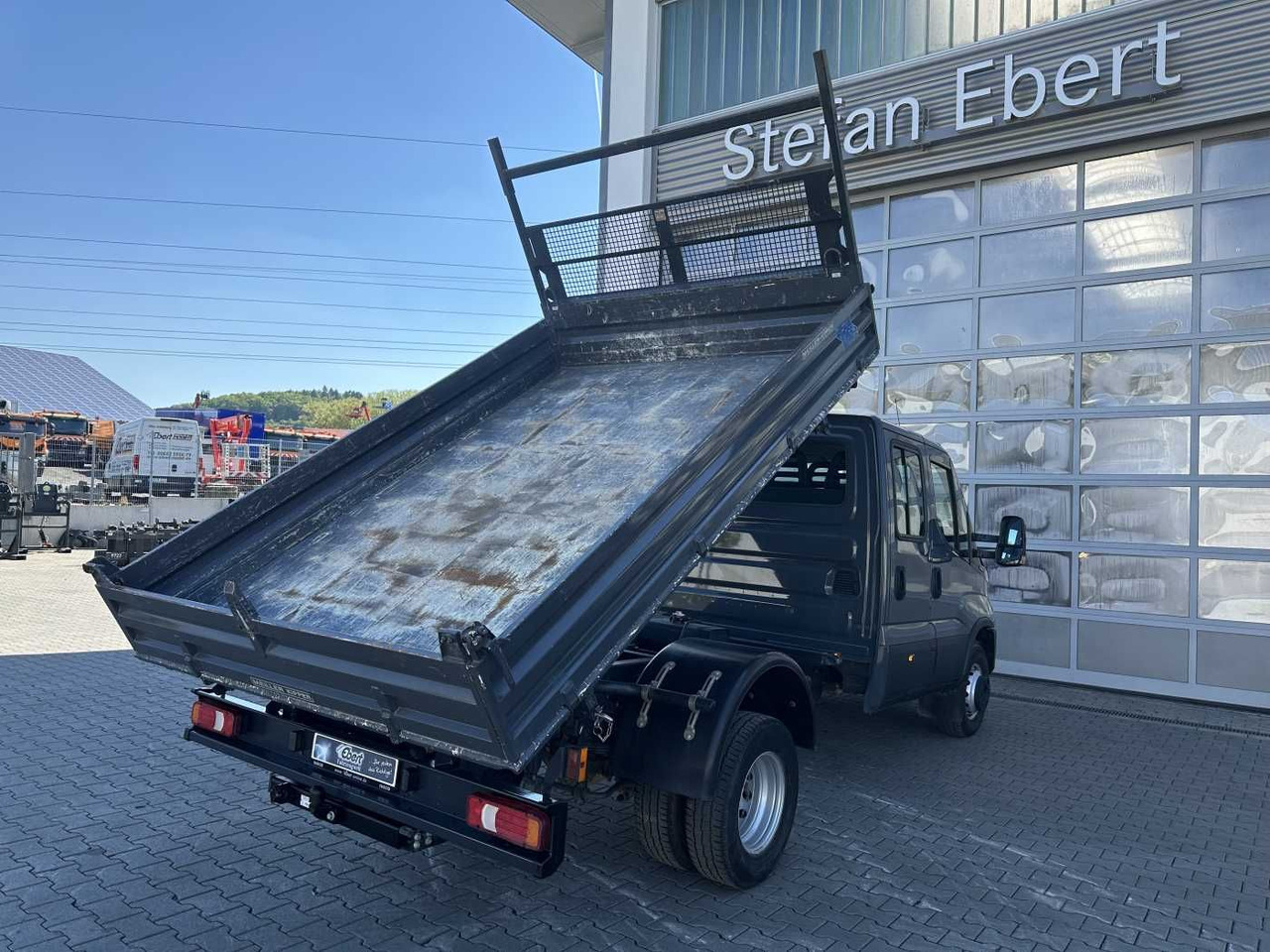Iveco 70C18H Meiller 3-S.Kipper *R.3750mm*7Sitze*AHK* - Véhicule utilitaire benne: photos 4 Iveco 70C18H Meiller 3-S.Kipper *R.3750mm*7Sitze*AHK* - Véhicule utilitaire benne: photos 4