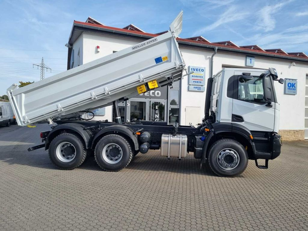 Iveco AD300X48Z HR OFF 6x4 Meiller-Kipper + Bordmatik - Camion benne: photos 2 Iveco AD300X48Z HR OFF 6x4 Meiller-Kipper + Bordmatik - Camion benne: photos 2