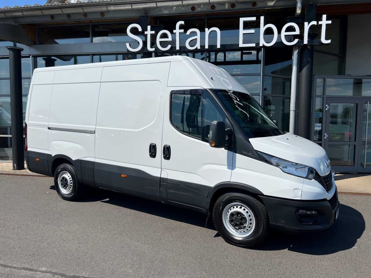 Iveco Daily 35 S 16 V *Klima*3.520mm* - Fourgon utilitaire: photos 1 Iveco Daily 35 S 16 V *Klima*3.520mm* - Fourgon utilitaire: photos 1
