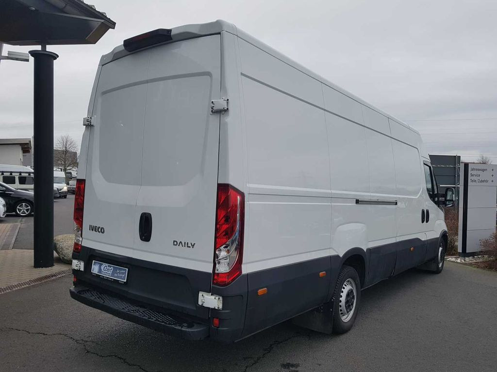Iveco Daily 35 S 16 V *Klima*L4.100mm* - Fourgon utilitaire: photos 4 Iveco Daily 35 S 16 V *Klima*L4.100mm* - Fourgon utilitaire: photos 4
