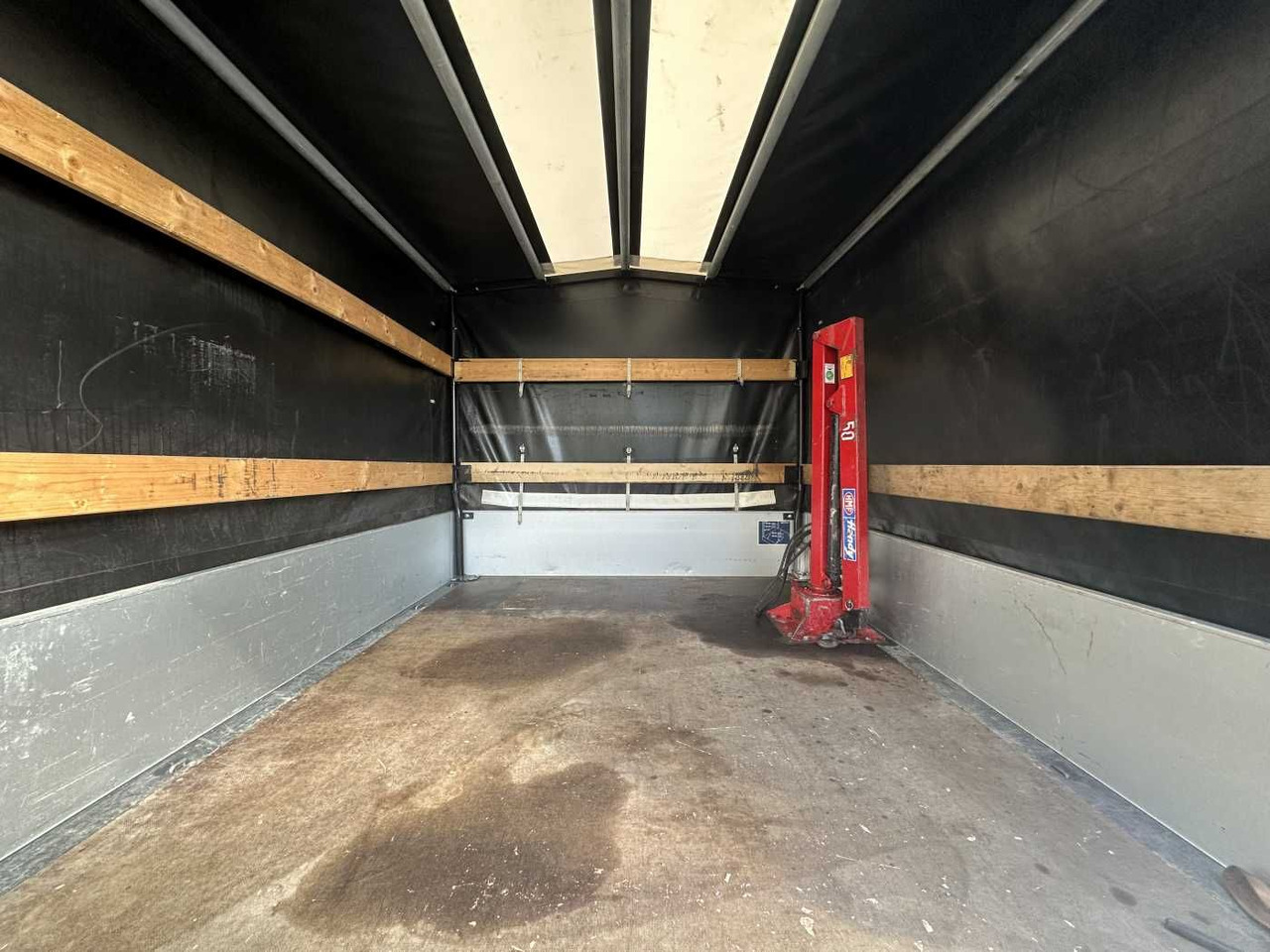 Véhicule utilitaire plateau baché Iveco Daily 35S14 Pritsche+Plane *AHK*Ladekran*7-Sitze: photos 6