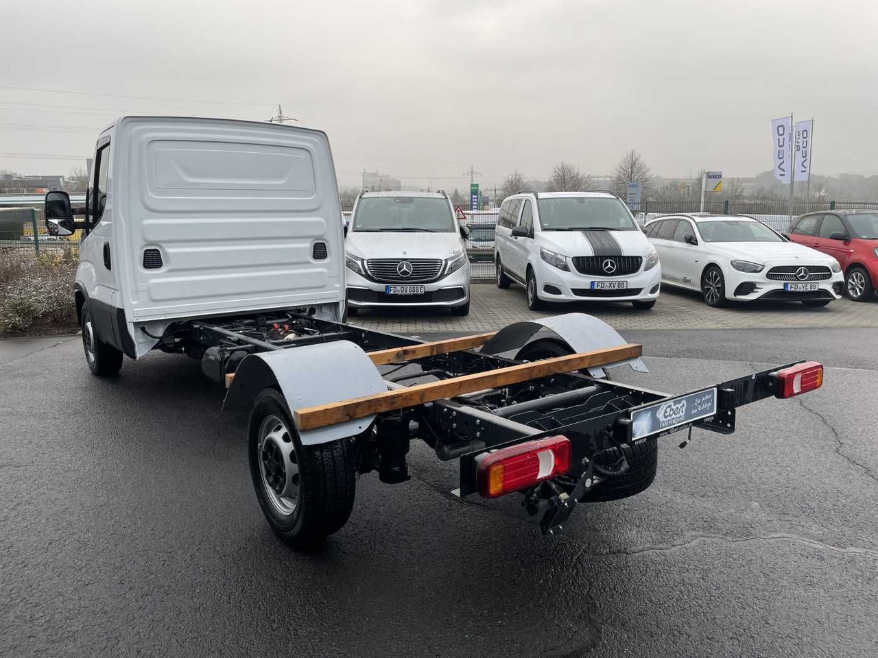 Iveco Daily 35S14H A8 *R4100mm*Automatik*Luft* - Fourgon: photos 3 Iveco Daily 35S14H A8 *R4100mm*Automatik*Luft* - Fourgon: photos 3