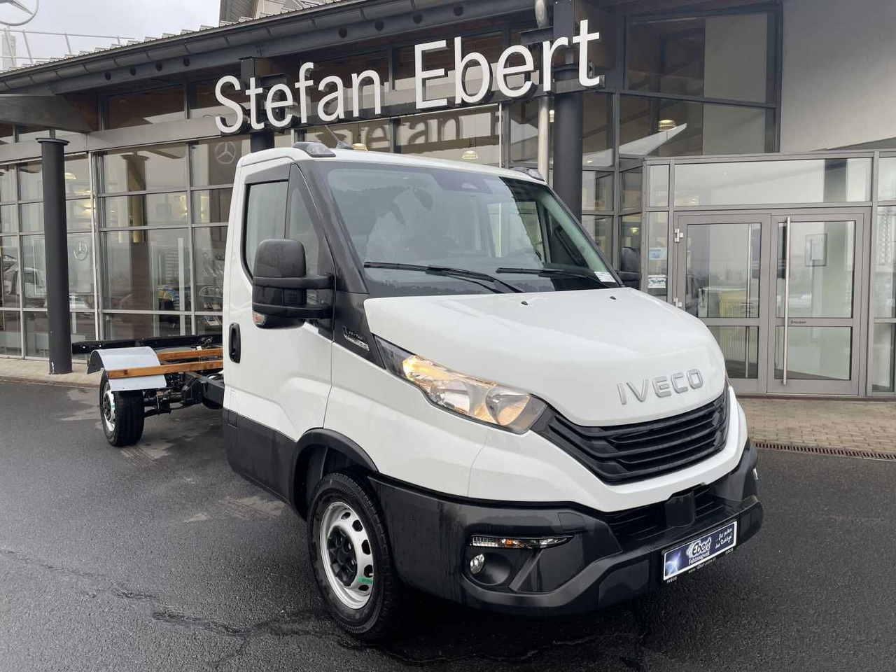 Iveco Daily 35S14H A8 *R4100mm*Automatik*Luft* - Fourgon: photos 1 Iveco Daily 35S14H A8 *R4100mm*Automatik*Luft* - Fourgon: photos 1