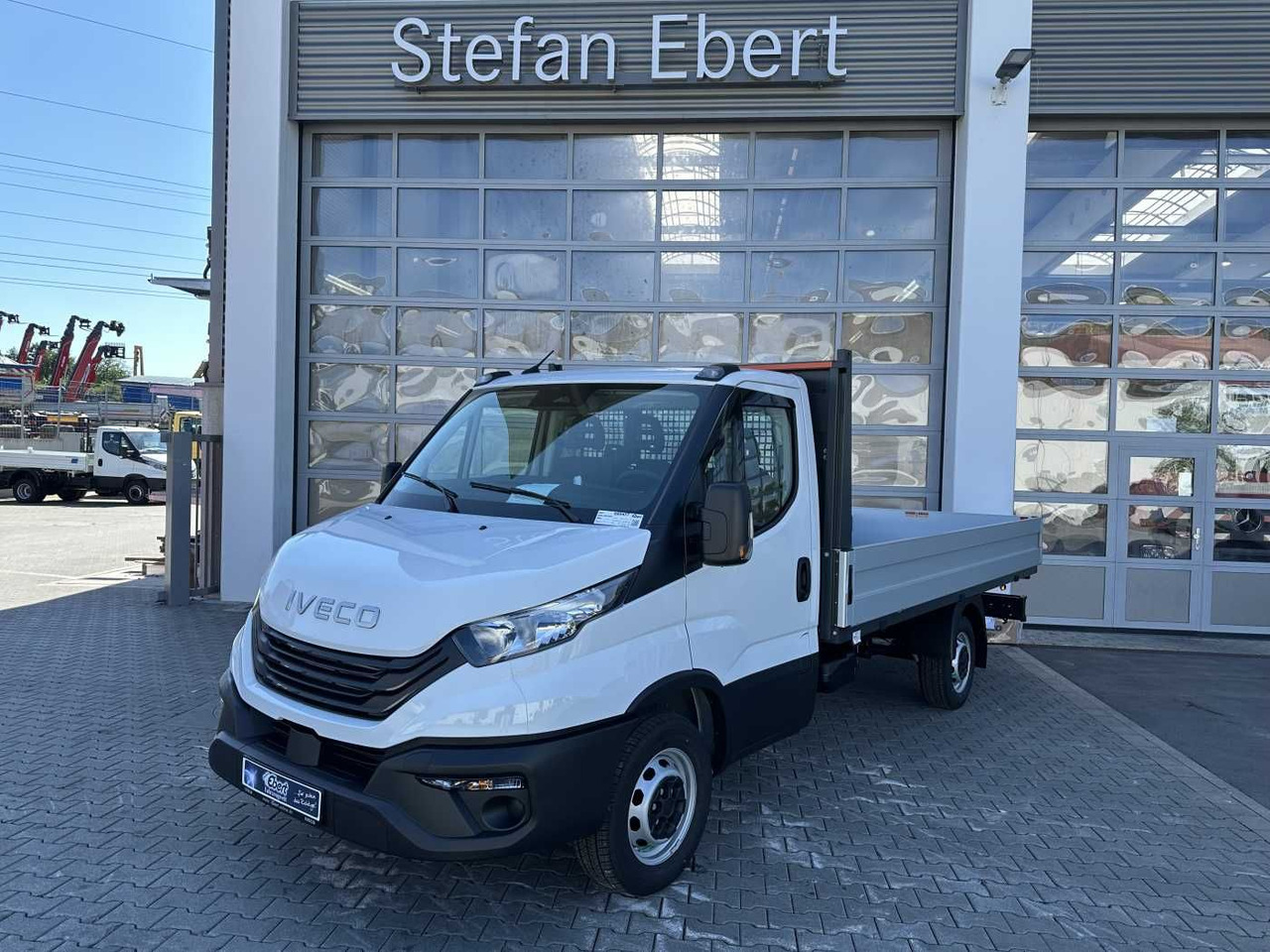 Iveco Daily 35S16 3.0L *R3.750mm*AHK* 2x - Fourgon plateau: photos 1 Iveco Daily 35S16 3.0L *R3.750mm*AHK* 2x - Fourgon plateau: photos 1