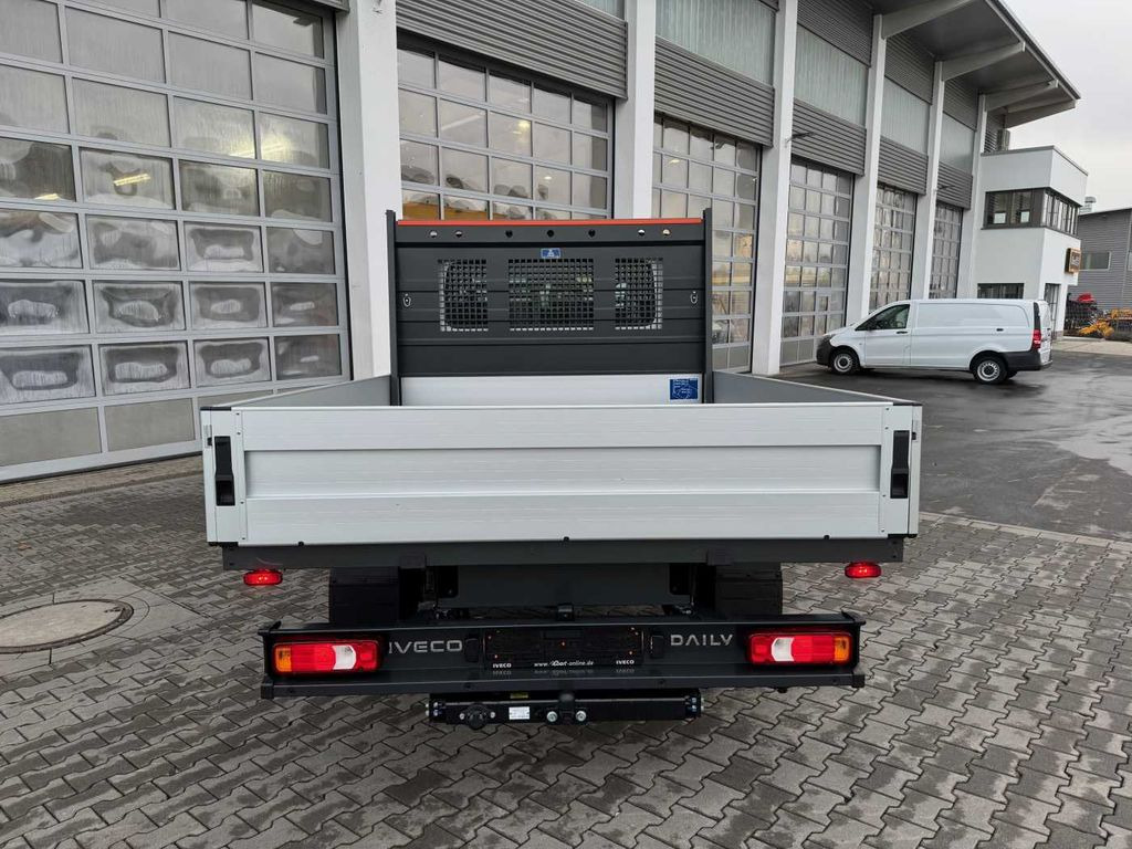 Iveco Daily 35S16 A8 Pritsche *7-Sitze*AHK*Automatik* - Fourgon plateau: photos 4 Iveco Daily 35S16 A8 Pritsche *7-Sitze*AHK*Automatik* - Fourgon plateau: photos 4