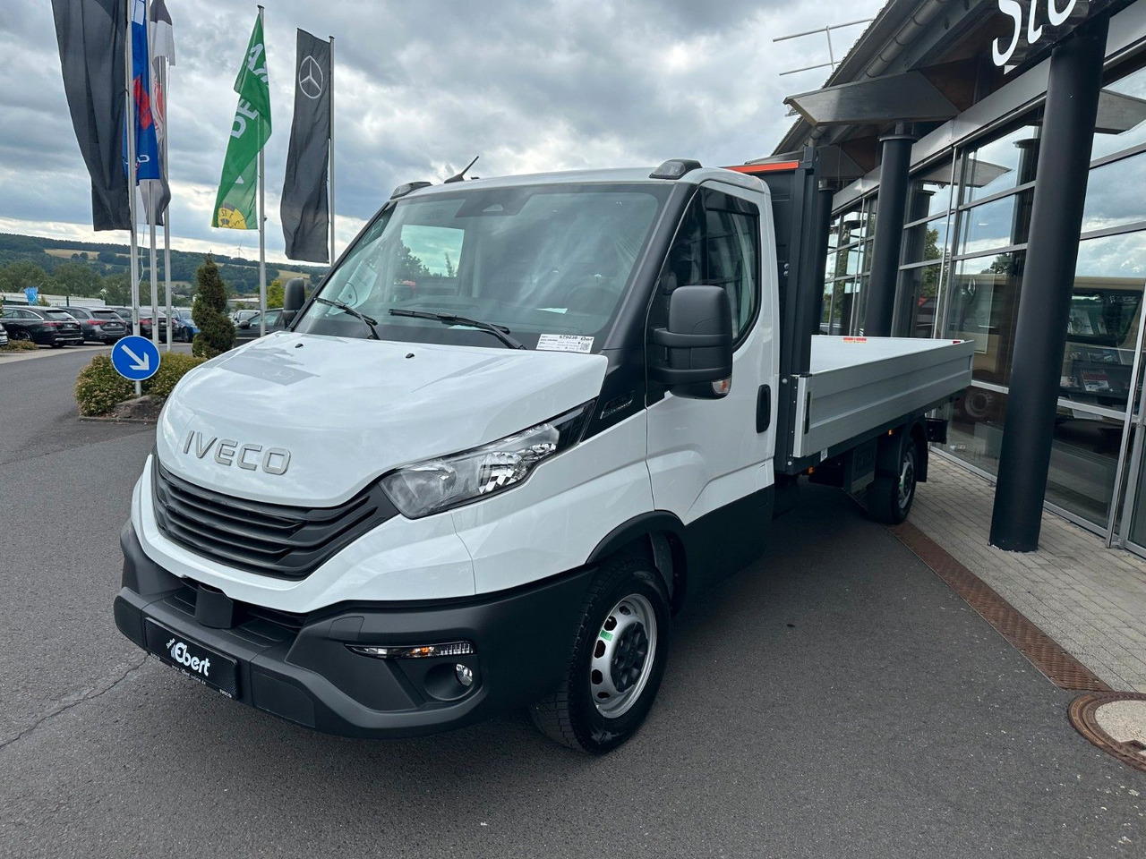 Iveco Daily 35S16 A8 *R.4100 mm*AHK*Kamera* 3x - Fourgon plateau: photos 3 Iveco Daily 35S16 A8 *R.4100 mm*AHK*Kamera* 3x - Fourgon plateau: photos 3