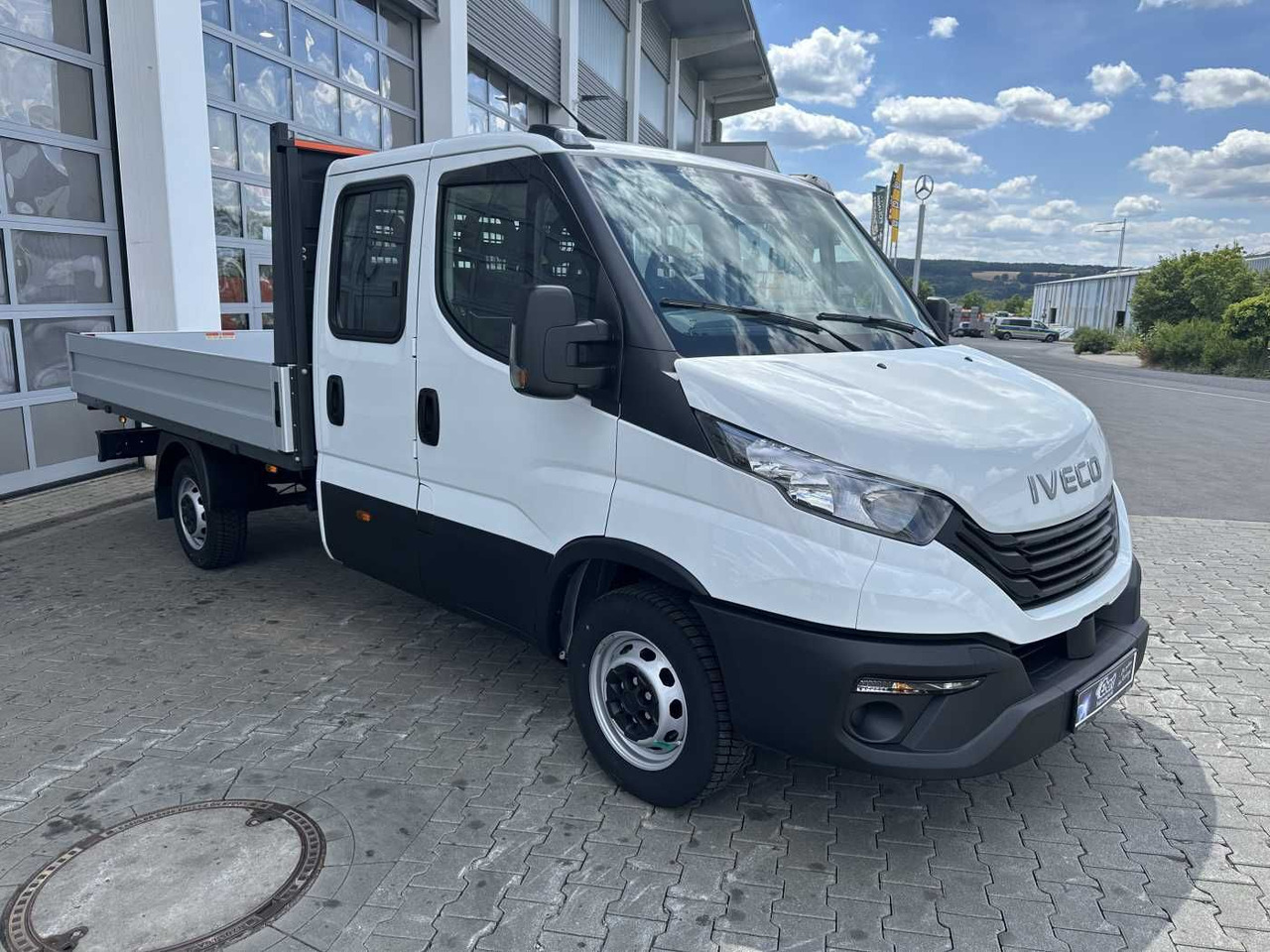 Iveco Daily 35S16 H 3.0L *R3.750mm*AHK*Automatik* 2x - Fourgon plateau: photos 3 Iveco Daily 35S16 H 3.0L *R3.750mm*AHK*Automatik* 2x - Fourgon plateau: photos 3