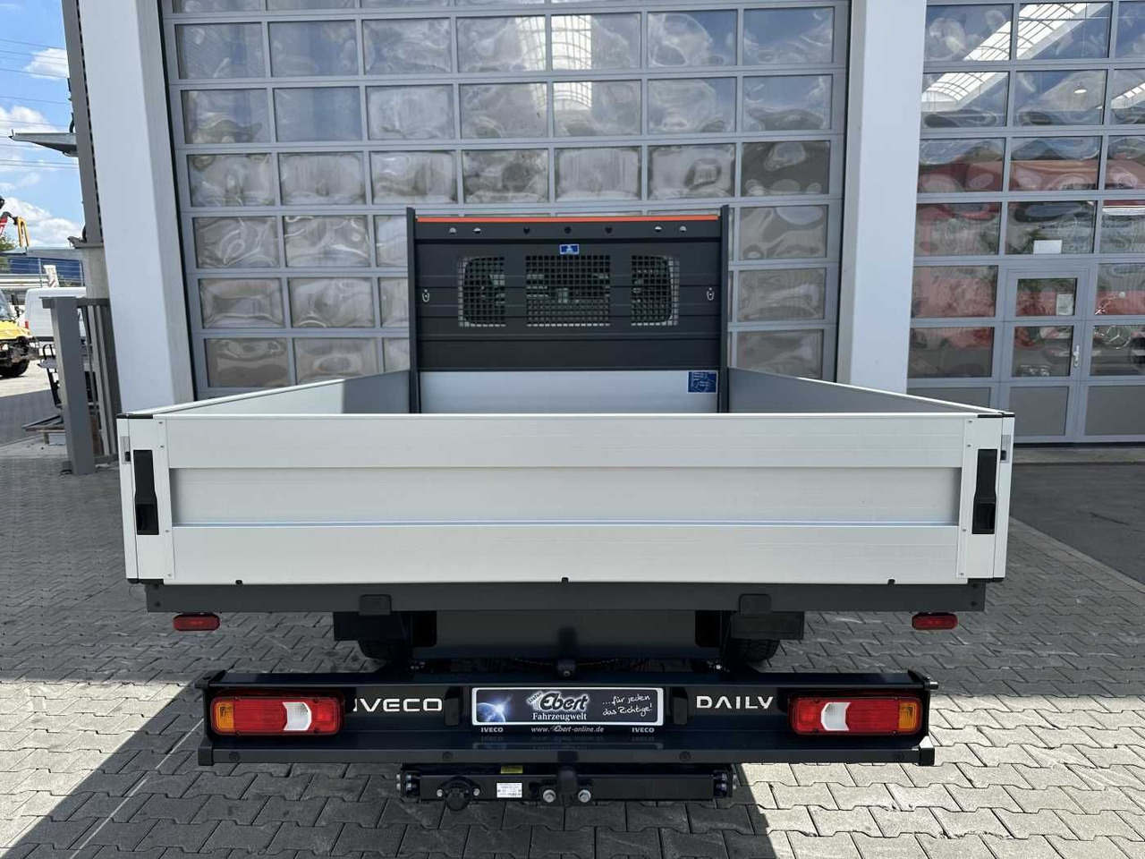 Iveco Daily 35S16 H 3.0L *R3.750mm*AHK*Automatik* 2x - Fourgon plateau: photos 5 Iveco Daily 35S16 H 3.0L *R3.750mm*AHK*Automatik* 2x - Fourgon plateau: photos 5