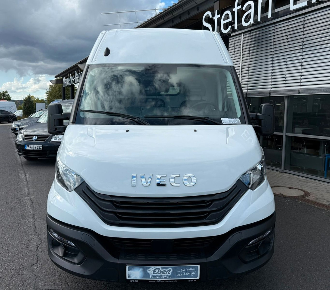 Iveco Daily 35S16 V *Klima*R4.100mm* - Fourgon utilitaire: photos 2 Iveco Daily 35S16 V *Klima*R4.100mm* - Fourgon utilitaire: photos 2