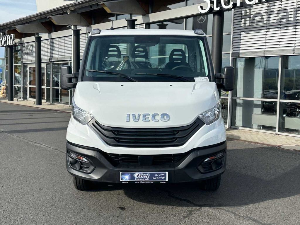 Iveco Daily 50C18 3.0L *R3750mm*Navi*Klima* 3x - Châssis cabine: photos 2 Iveco Daily 50C18 3.0L *R3750mm*Navi*Klima* 3x - Châssis cabine: photos 2