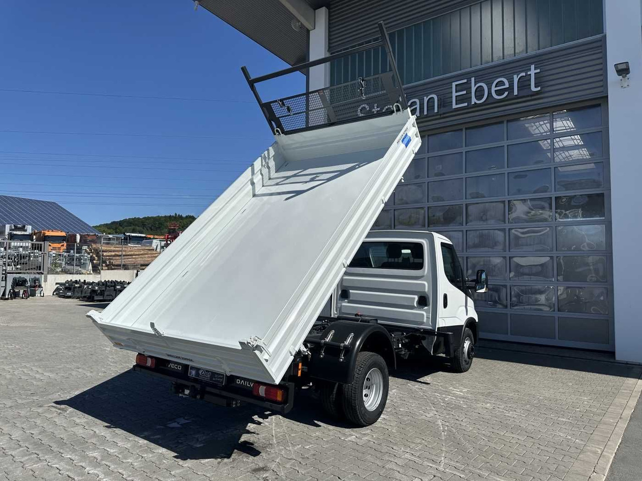 Iveco Daily 60C18H Kipper *R3.450mm*Kamera*2xAHK* - Véhicule utilitaire benne: photos 5 Iveco Daily 60C18H Kipper *R3.450mm*Kamera*2xAHK* - Véhicule utilitaire benne: photos 5