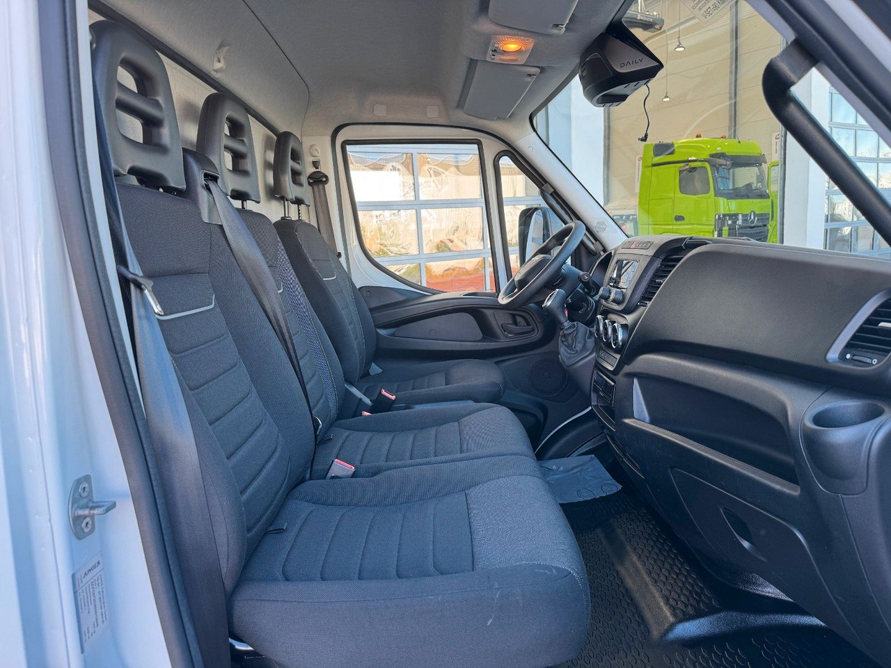 Fourgon Iveco Daily 70C18 A8 *Koffer*LBW*Automatik*: photos 18
