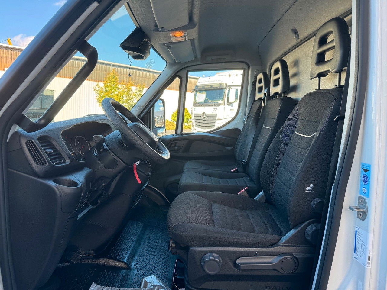 Fourgon Iveco Daily 70C18 A8 *Koffer*LBW*Automatik*: photos 11