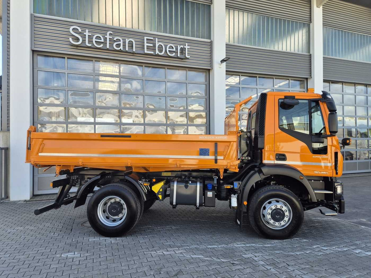 Iveco Eurocargo ML150E28W 4x4 Winterdienst Vorb. 2xAHK - Camion benne: photos 5 Iveco Eurocargo ML150E28W 4x4 Winterdienst Vorb. 2xAHK - Camion benne: photos 5