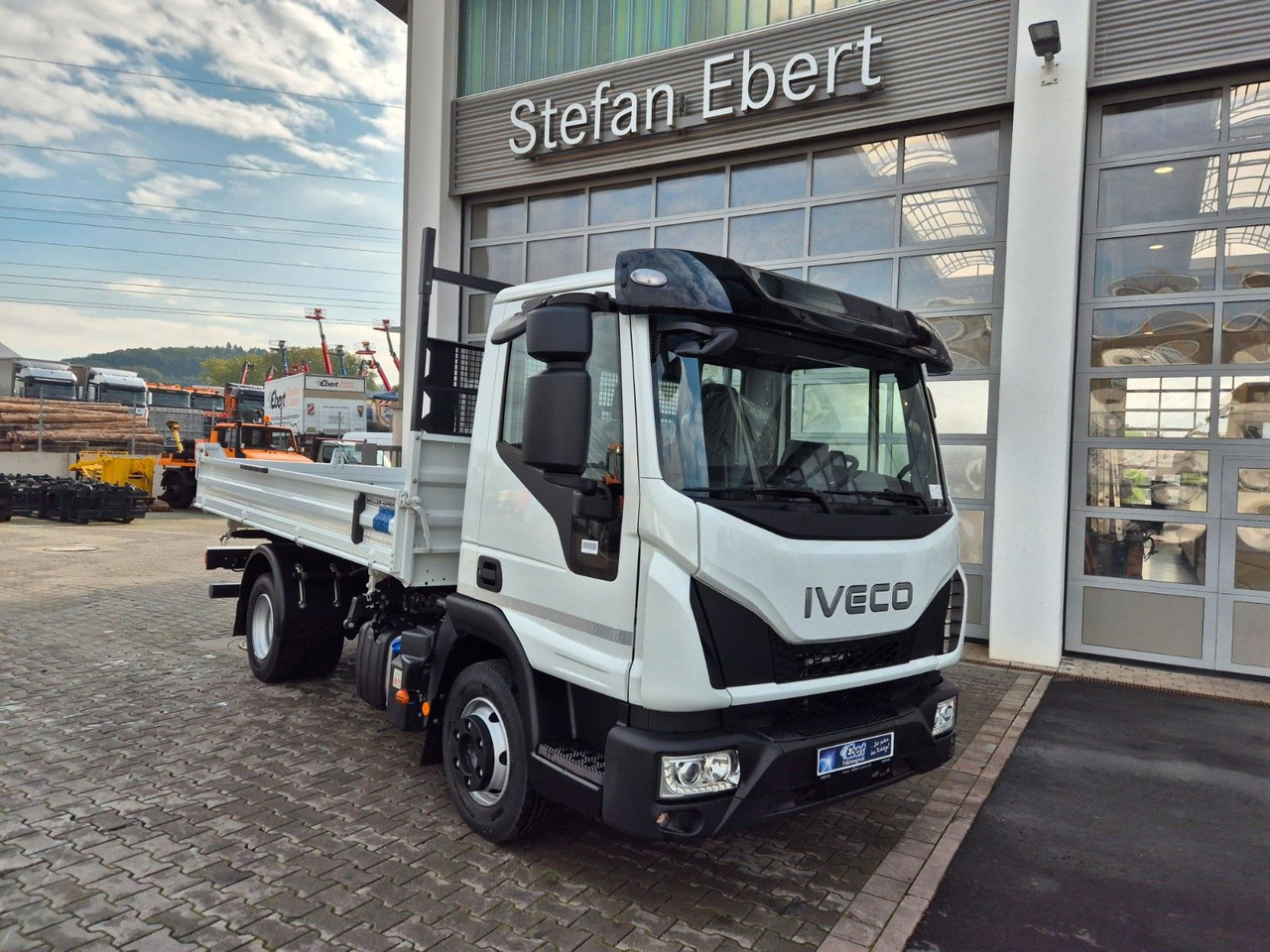 Iveco Eurocargo ML80E21 Meiller 2x AHK 3 Sitze Klima - Véhicule utilitaire benne: photos 3 Iveco Eurocargo ML80E21 Meiller 2x AHK 3 Sitze Klima - Véhicule utilitaire benne: photos 3
