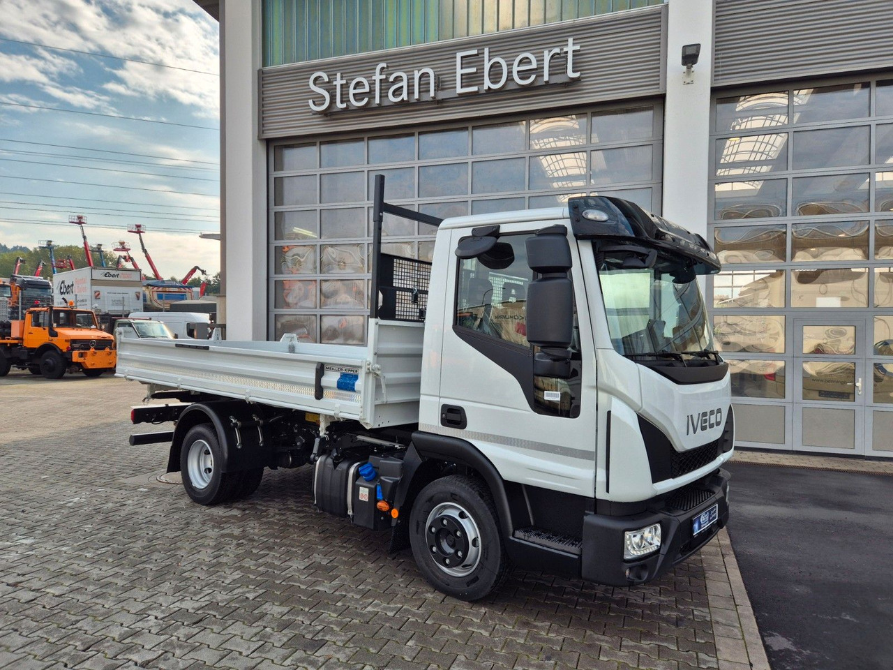 Iveco Eurocargo ML80E21 Meiller 2x AHK 3 Sitze Klima - Véhicule utilitaire benne: photos 5 Iveco Eurocargo ML80E21 Meiller 2x AHK 3 Sitze Klima - Véhicule utilitaire benne: photos 5