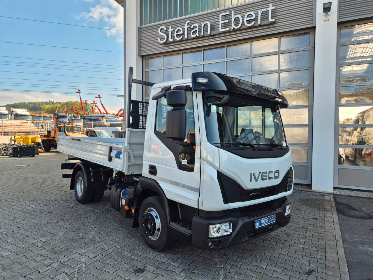 Iveco Eurocargo ML80E21 Meiller 2x AHK 3 Sitze Klima - Véhicule utilitaire benne: photos 2 Iveco Eurocargo ML80E21 Meiller 2x AHK 3 Sitze Klima - Véhicule utilitaire benne: photos 2