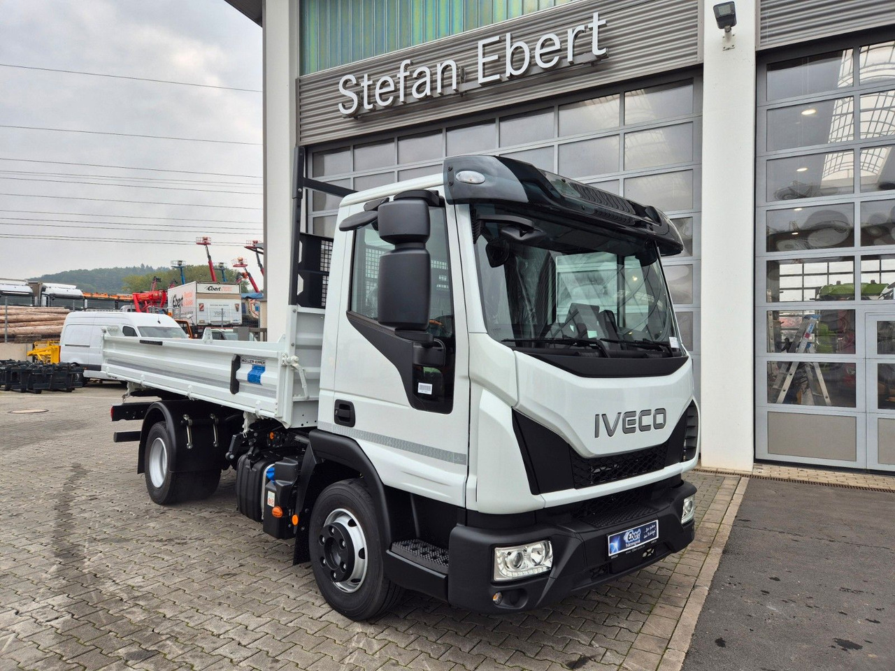 Iveco Eurocargo ML80E21 Meiller Kipper 2x AHK 3 Sitze - Véhicule utilitaire benne: photos 3 Iveco Eurocargo ML80E21 Meiller Kipper 2x AHK 3 Sitze - Véhicule utilitaire benne: photos 3