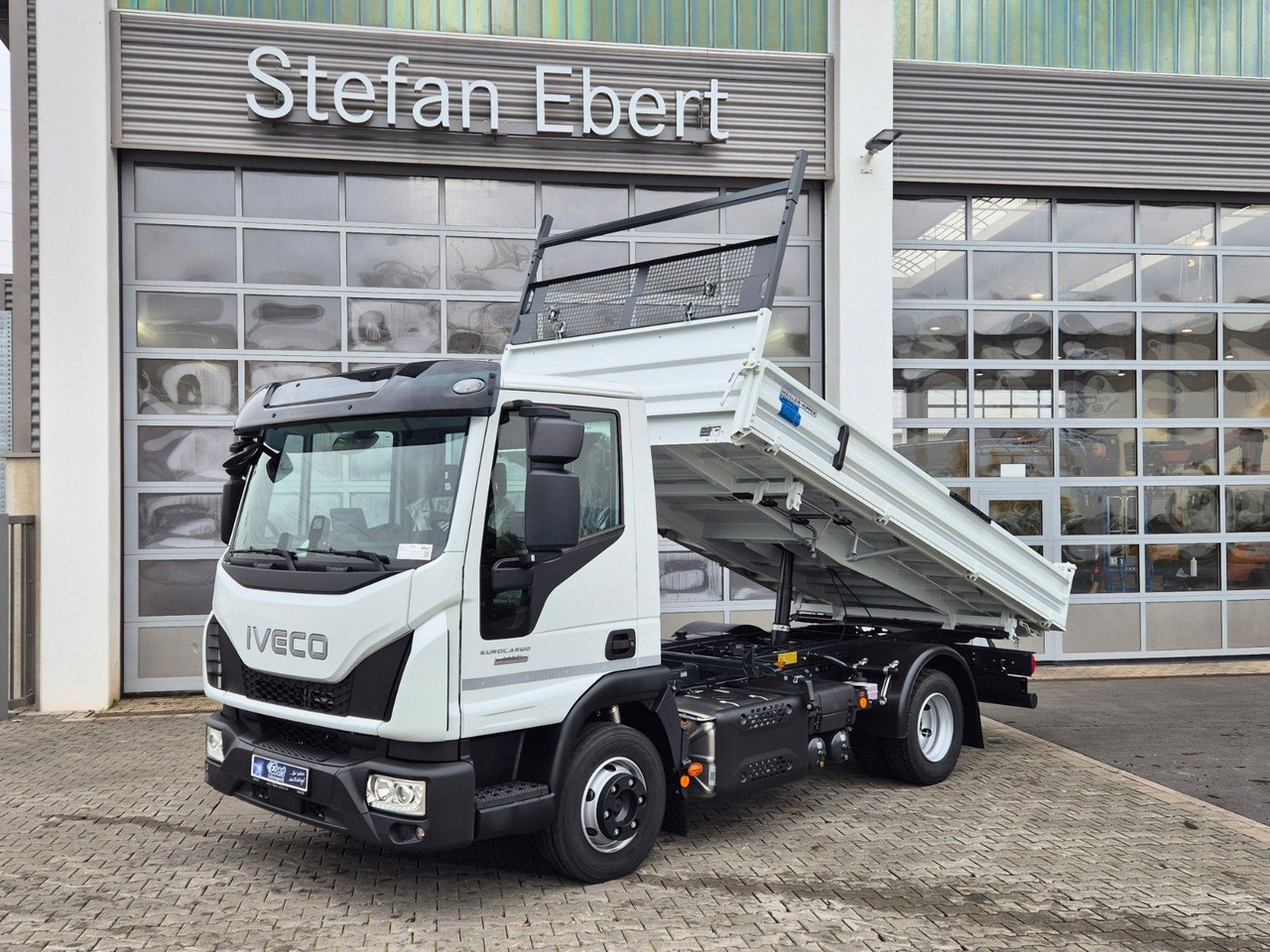 Iveco Eurocargo ML80E21 Meiller Kipper 2x AHK 3 Sitze - Véhicule utilitaire benne: photos 1 Iveco Eurocargo ML80E21 Meiller Kipper 2x AHK 3 Sitze - Véhicule utilitaire benne: photos 1