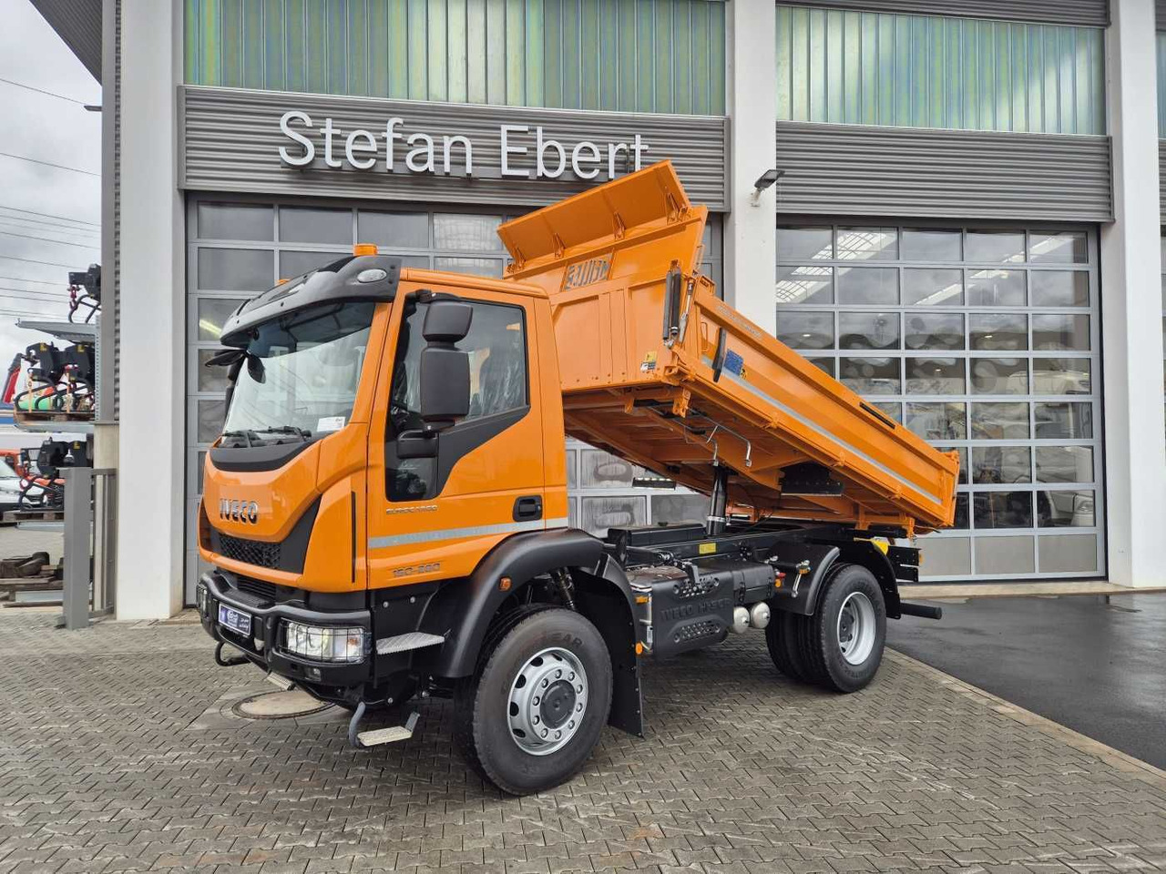 Iveco ML150E28W 4x4 Meiller Dreiseitenkipper 2xAHK - Camion benne: photos 1 Iveco ML150E28W 4x4 Meiller Dreiseitenkipper 2xAHK - Camion benne: photos 1