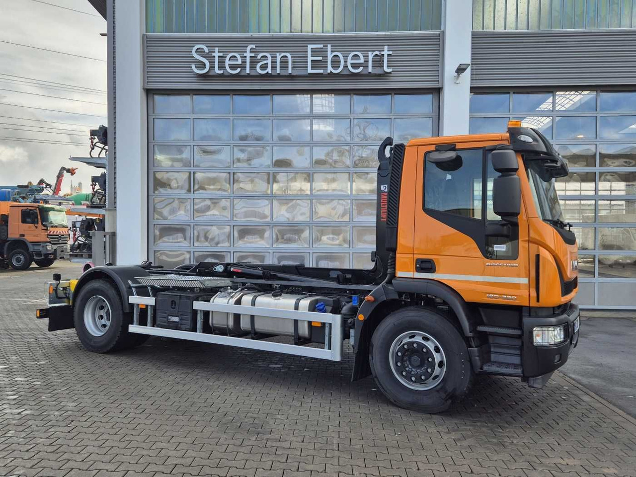 Iveco ML180E32/P HIAB ULT14S51 AHK Standheizung - Camion ampliroll: photos 5 Iveco ML180E32/P HIAB ULT14S51 AHK Standheizung - Camion ampliroll: photos 5
