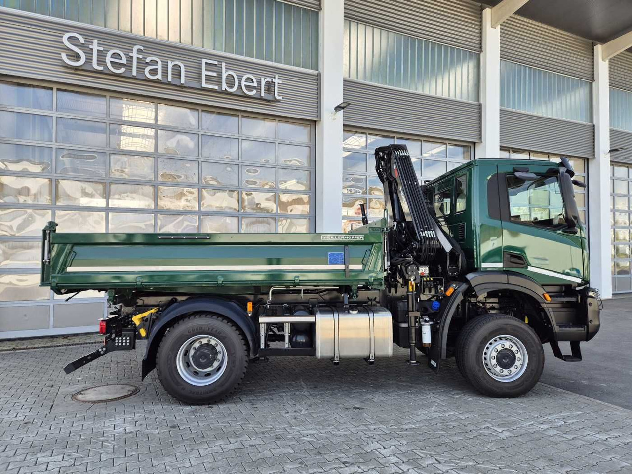 Iveco T-Way AD190T36W/P 4x4 HIAB X-HIDUO 118E-3 Funk - Camion benne, Camion grue: photos 5 Iveco T-Way AD190T36W/P 4x4 HIAB X-HIDUO 118E-3 Funk - Camion benne, Camion grue: photos 5