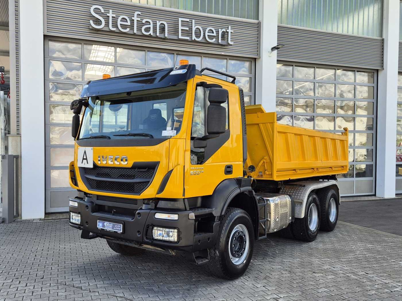Iveco Trakker AD380T50 6x4 Kipper/SZM Wechselsystem - Camion benne: photos 2 Iveco Trakker AD380T50 6x4 Kipper/SZM Wechselsystem - Camion benne: photos 2