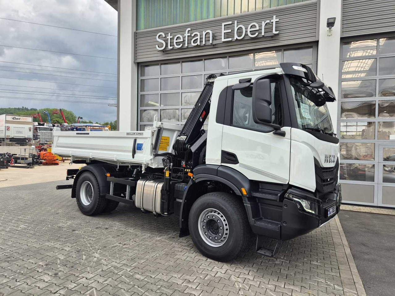 Iveco X-Way AD200X42/P HR OFF Hiab X-HIDUO 118E-3 Funk - Camion benne, Camion grue: photos 5 Iveco X-Way AD200X42/P HR OFF Hiab X-HIDUO 118E-3 Funk - Camion benne, Camion grue: photos 5
