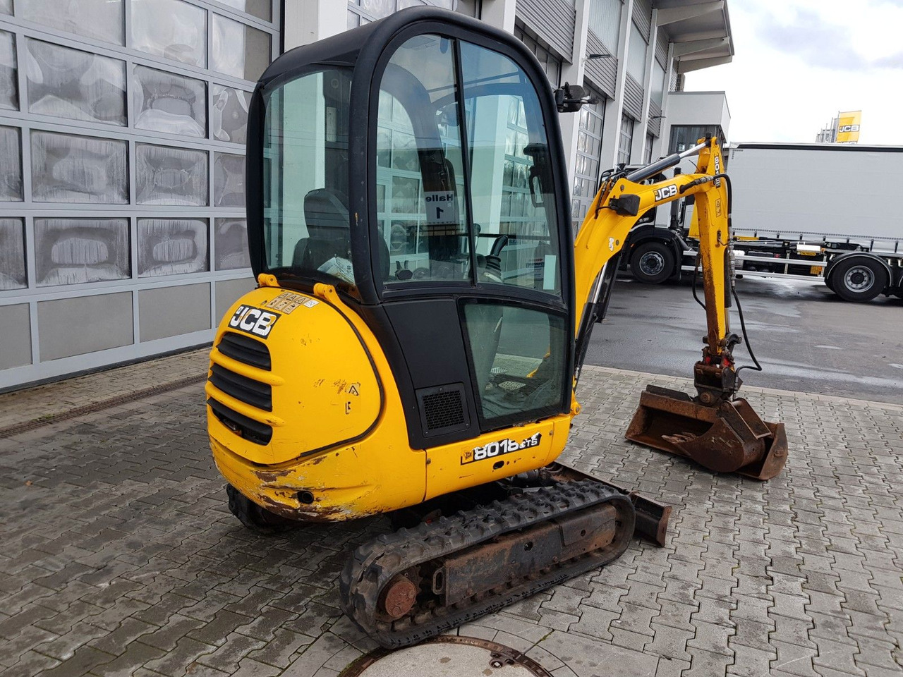 JCB 8018 / 3.420h / hydrl. Grabenräumer / Tieflöffel - Mini pelle: photos 3 JCB 8018 / 3.420h / hydrl. Grabenräumer / Tieflöffel - Mini pelle: photos 3