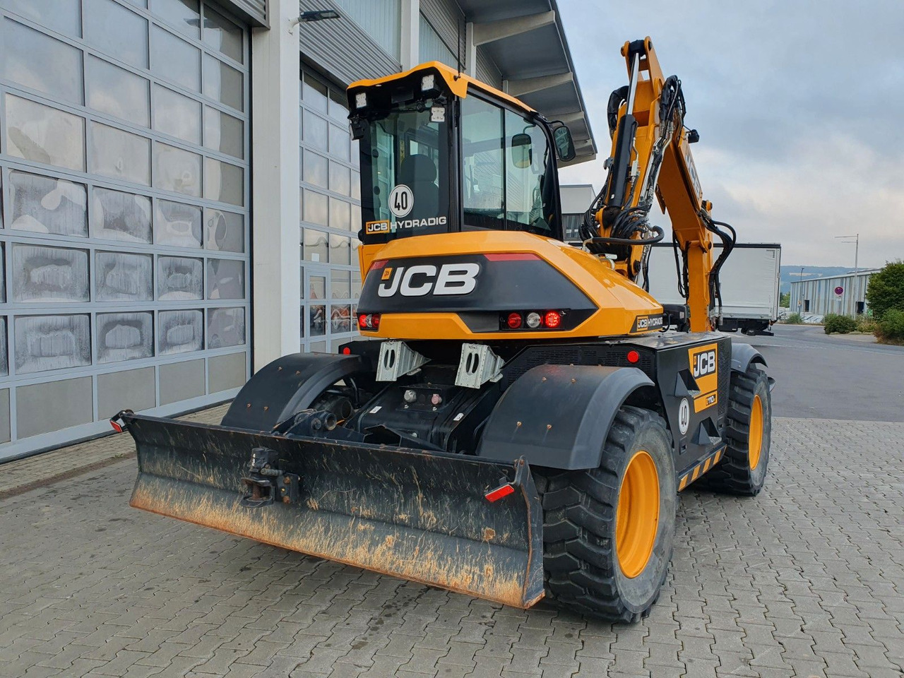 JCB Hydradig 110W / Pratzen / nur 572h! / 2023 - Pelle sur pneus: photos 3 JCB Hydradig 110W / Pratzen / nur 572h! / 2023 - Pelle sur pneus: photos 3