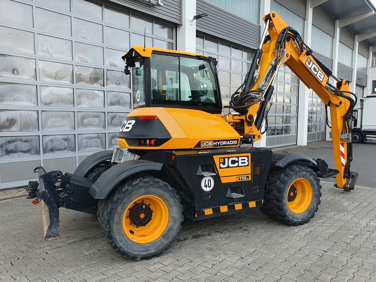 JCB Hydradig 110W / Pratzen / nur 572h! / 2023 - Pelle sur pneus: photos 2 JCB Hydradig 110W / Pratzen / nur 572h! / 2023 - Pelle sur pneus: photos 2