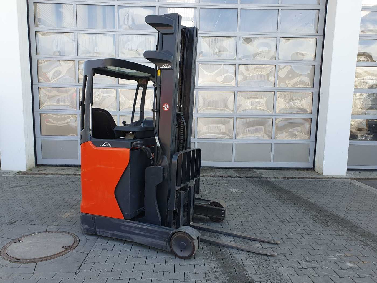 Linde R12B-01 / nur 2.394h! / Hubhöhe: 6m / 2015 - Chariot à mât rétractable: photos 2 Linde R12B-01 / nur 2.394h! / Hubhöhe: 6m / 2015 - Chariot à mât rétractable: photos 2