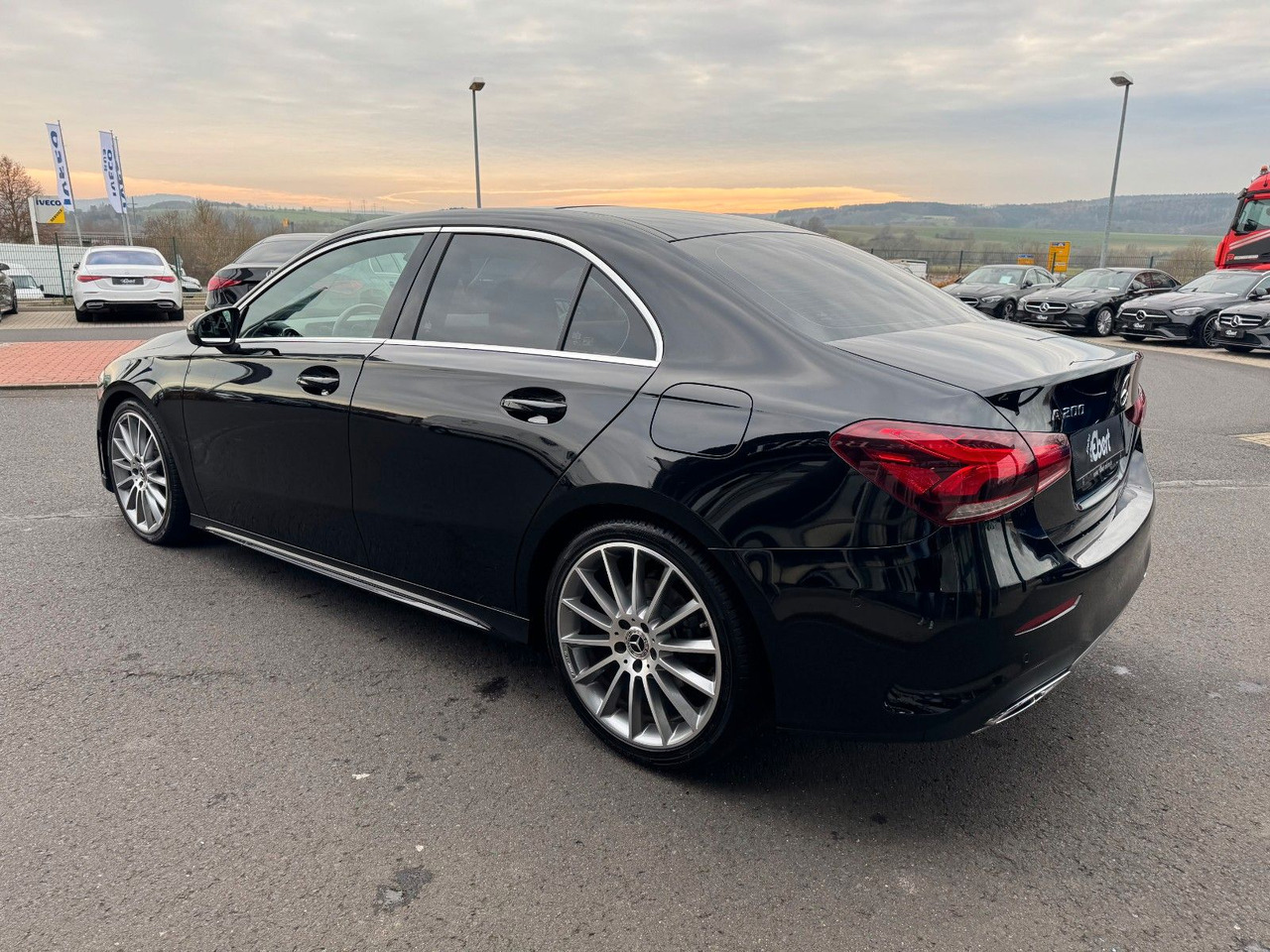 Mercedes-Benz A 200 AMG 19"+Ambiente+R-Kamera+Pano+LED+MBUX - Berline: photos 3 Mercedes-Benz A 200 AMG 19"+Ambiente+R-Kamera+Pano+LED+MBUX - Berline: photos 3